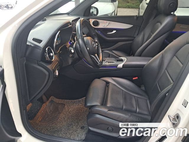 Mercedes-Benz GLC-Class 2021 — ფოტო 4/14