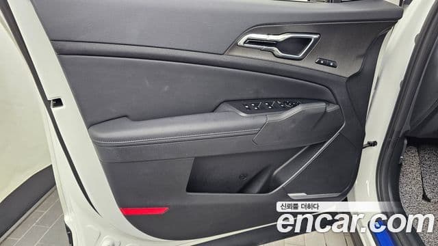 Kia Sportage 2025 — Şəkil 24/32