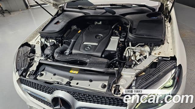 Mercedes-Benz GLC-Class 2019 — ფოტო 6/20