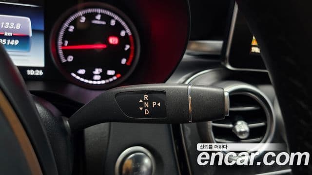 Mercedes-Benz GLC-Class 2019 — ფოტო 9/20