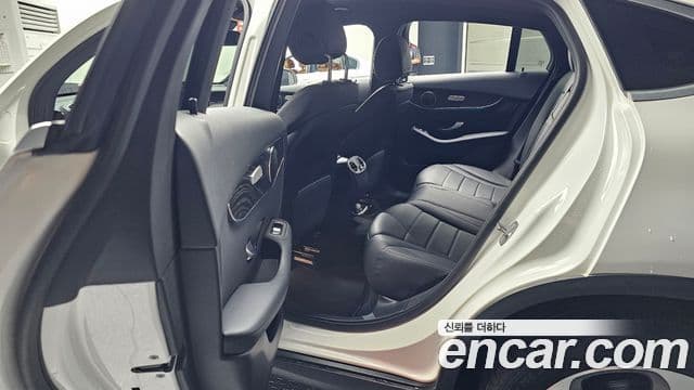 Mercedes-Benz GLC-Class 2019 — ფოტო 11/20