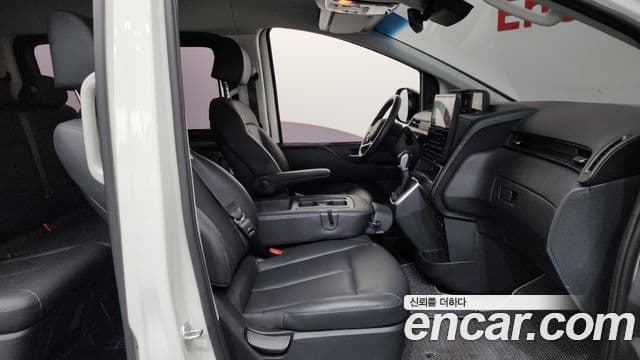 Hyundai Staria 2024 — Фото 11/20