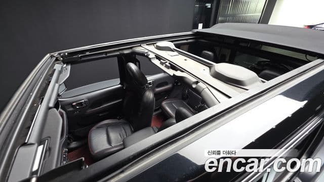 Jeep Wrangler 2020 — Şəkil 19/20