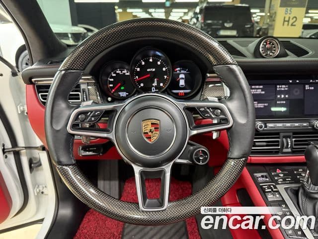 Porsche Macan 2020 — Şəkil 7/17