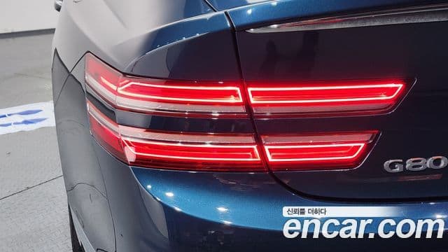 Genesis G80 2022 — ფოტო 33/36