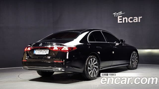 Mercedes-Benz E-Class 2026 — ფოტო 2/20