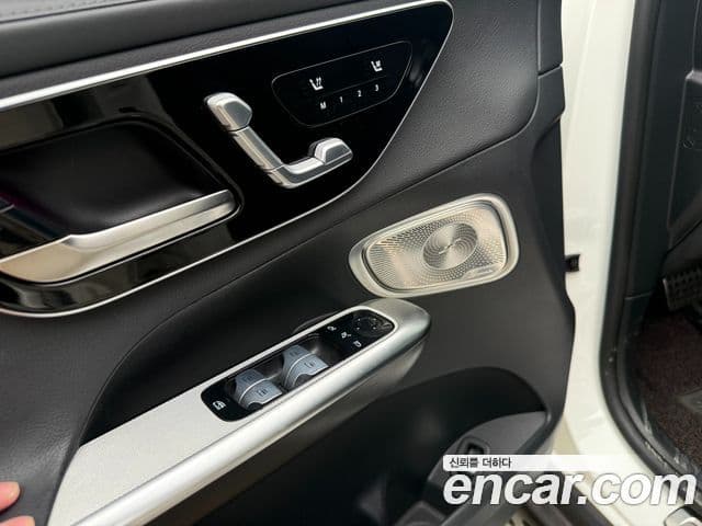 Mercedes-Benz GLC-Class 2024 — фото 11 из 14