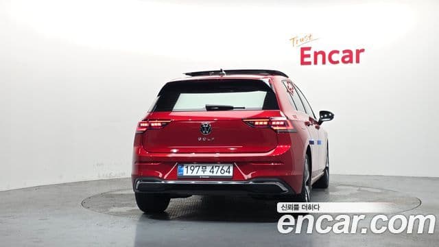 Volkswagen Golf 2025 — ფოტო 4/20