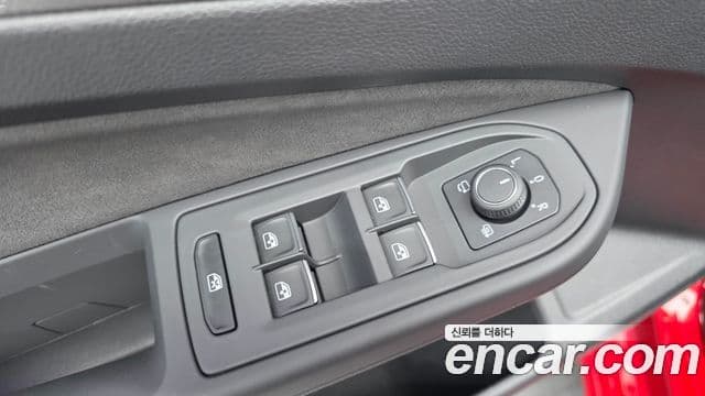 Volkswagen Golf 2025 — ფოტო 14/20