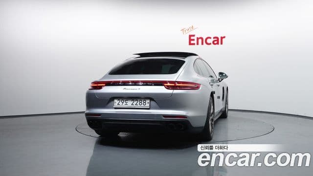 Porsche Panamera 2018 — Şəkil 4/20