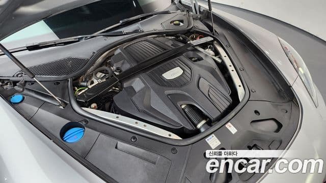 Porsche Panamera 2018 — Şəkil 6/20