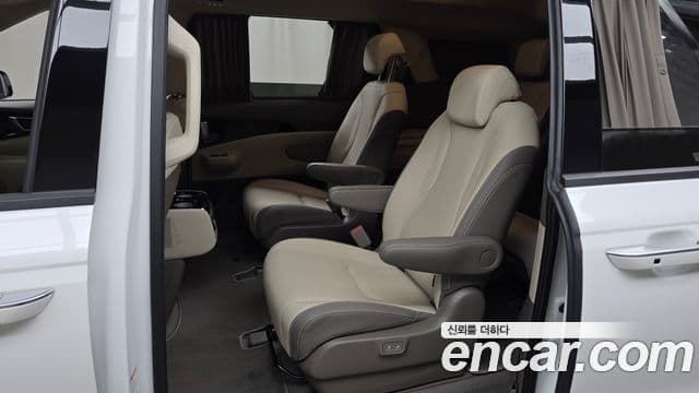 Kia Carnival 2024 — Şəkil 11/20