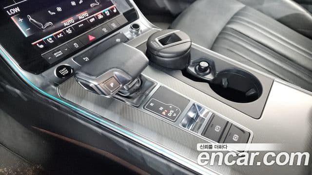 Audi A6 2021 — фото 9 из 20