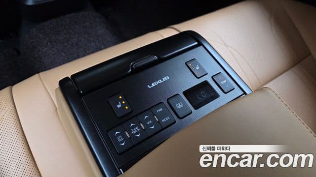 Lexus ES300h 2024 — ფოტო 9/32