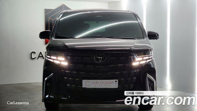 Toyota Alphard 2025 — Фото 1/20