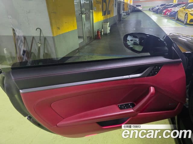 Porsche 911 2022 — Şəkil 7/16