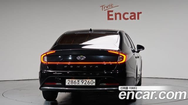Hyundai Sonata 2020 — Фото 4/20