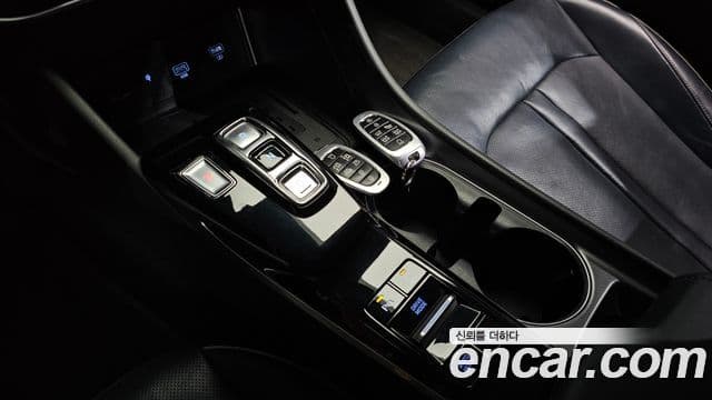 Hyundai Sonata 2020 — Фото 8/20