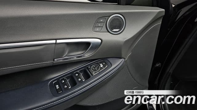 Hyundai Sonata Hybrid 2020 — Şəkil 29/38