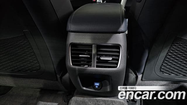Hyundai Sonata Hybrid 2020 — Şəkil 35/38