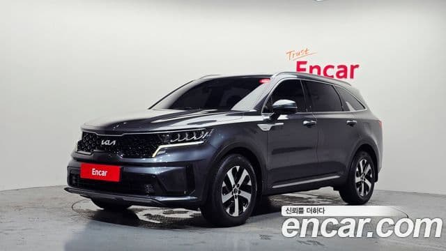 Kia Sorento 2022 — Фото 1/20