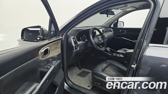 Kia Sorento 2022 — Фото 10/20
