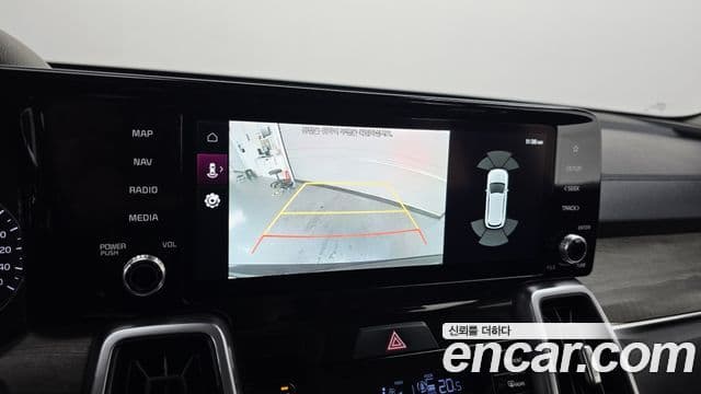 Kia Sorento 2022 — Фото 14/20