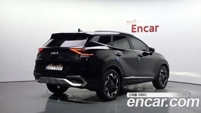 Kia Sportage 2024 — Фото 2/20