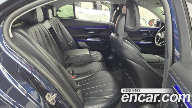 Mercedes-Benz E-Class 2024 — Şəkil 11/20