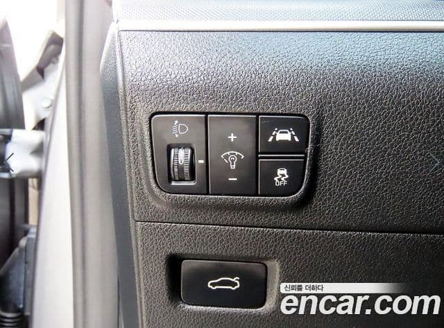 Kia K5 2022 — Şəkil 12/19