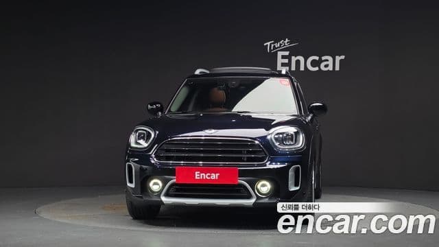 Mini Cooper Countryman 2023 — ფოტო 2/20