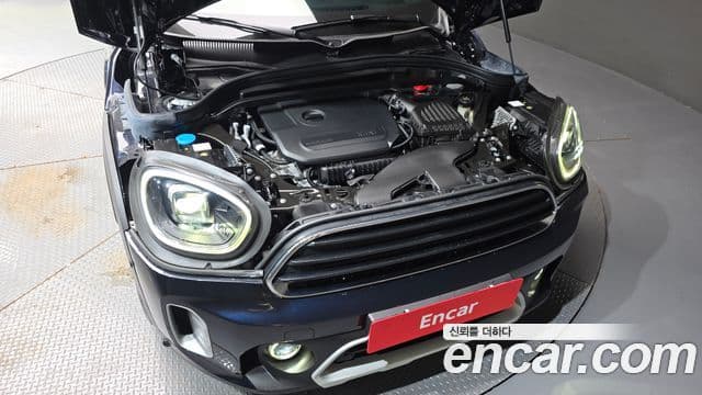 Mini Cooper Countryman 2023 — ფოტო 5/20