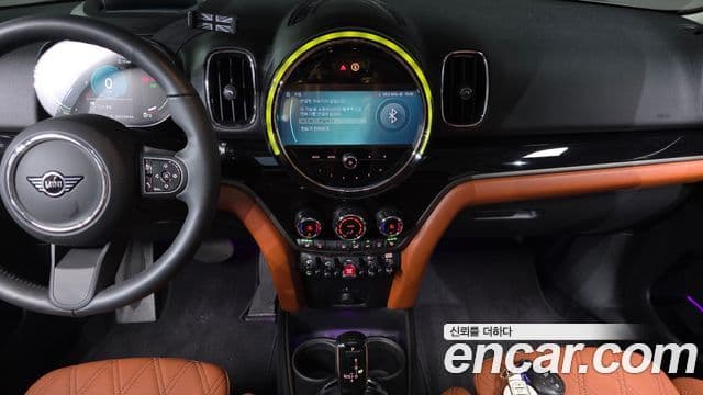 Mini Cooper Countryman 2023 — ფოტო 13/20