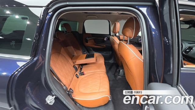 Mini Cooper Countryman 2023 — ფოტო 17/20