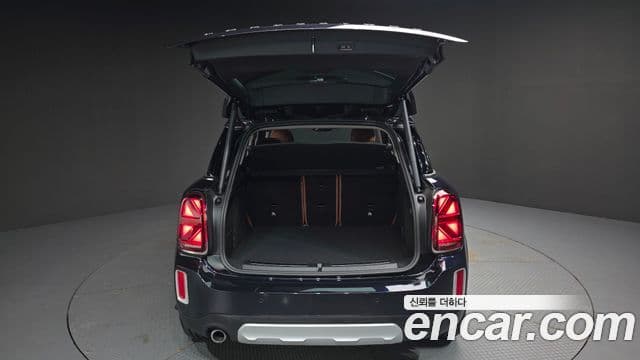 Mini Cooper Countryman 2023 — ფოტო 18/20