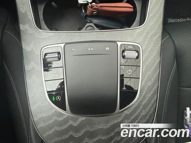 Mercedes-Benz E-Class 2022 — фото 13 из 18