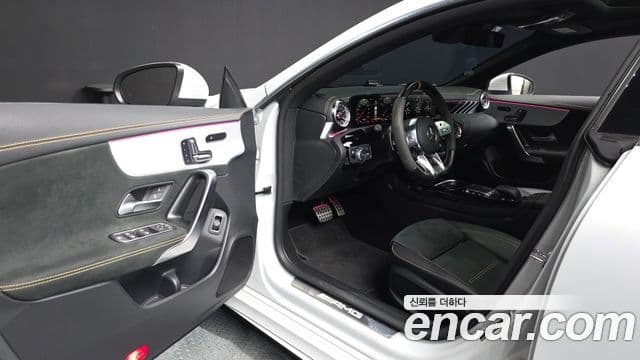 Mercedes-Benz CLA-Class 2023 — Фото 10/20