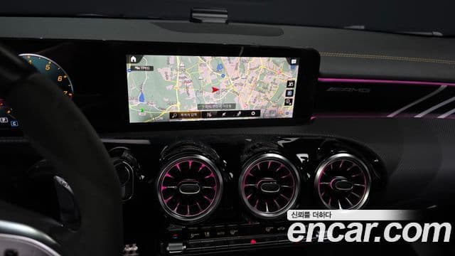 Mercedes-Benz CLA-Class 2023 — Фото 14/20