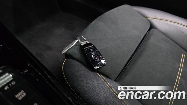 Mercedes-Benz CLA-Class 2023 — Photo 8/32
