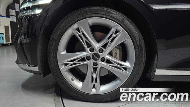 Genesis G90 2022 — ფოტო 5/20