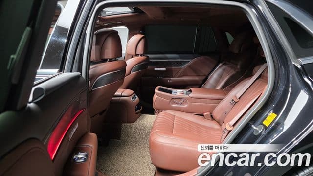 Genesis G90 2022 — ფოტო 12/20