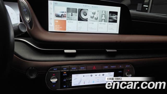 Genesis G90 2022 — ფოტო 14/20