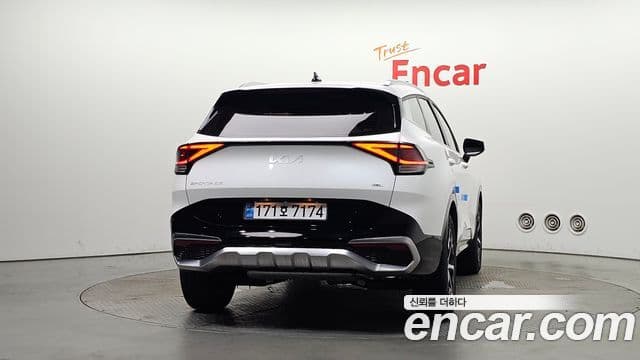 Kia Sportage 2024 — ფოტო 4/20