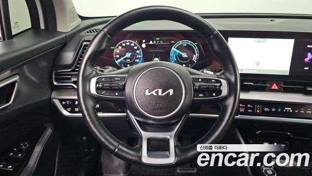 Kia Sportage 2024 — ფოტო 15/20