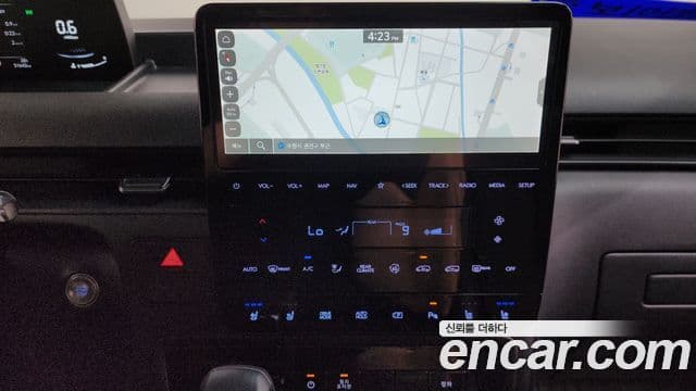 Hyundai Staria 2024 — ფოტო 13/20