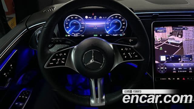 Mercedes-Benz EQE SUV 2024 — ფოტო 14/20