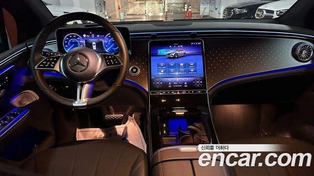 Mercedes-Benz EQE SUV 2024 — ფოტო 9/20