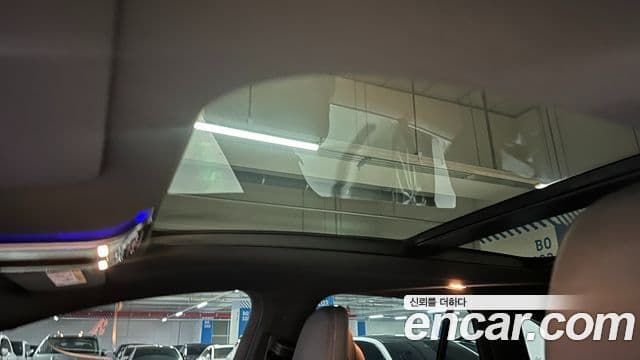 Mercedes-Benz EQE SUV 2024 — ფოტო 16/20