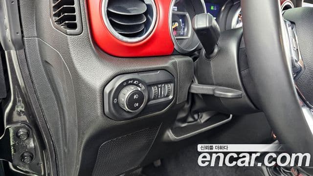 Jeep Wrangler 2023 — Şəkil 18/20