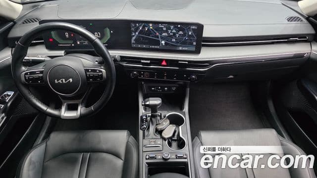 Kia K5 2024 — ფოტო 6/20